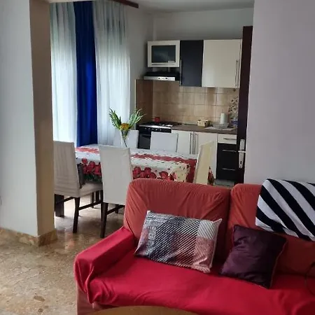 Apartment Vesna *
